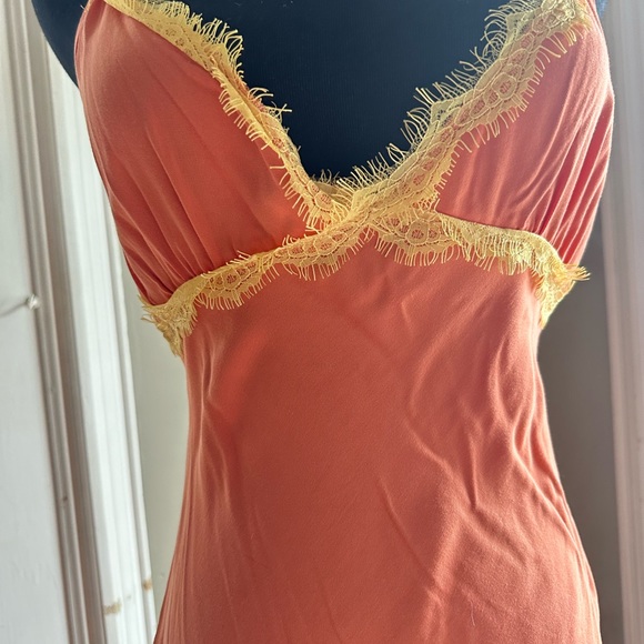 Lace trim mini dress - Picture 4 of 5